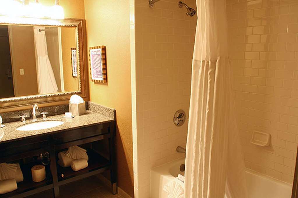Hotel Doubletree By Hilton Memphis Downtown Zimmer foto